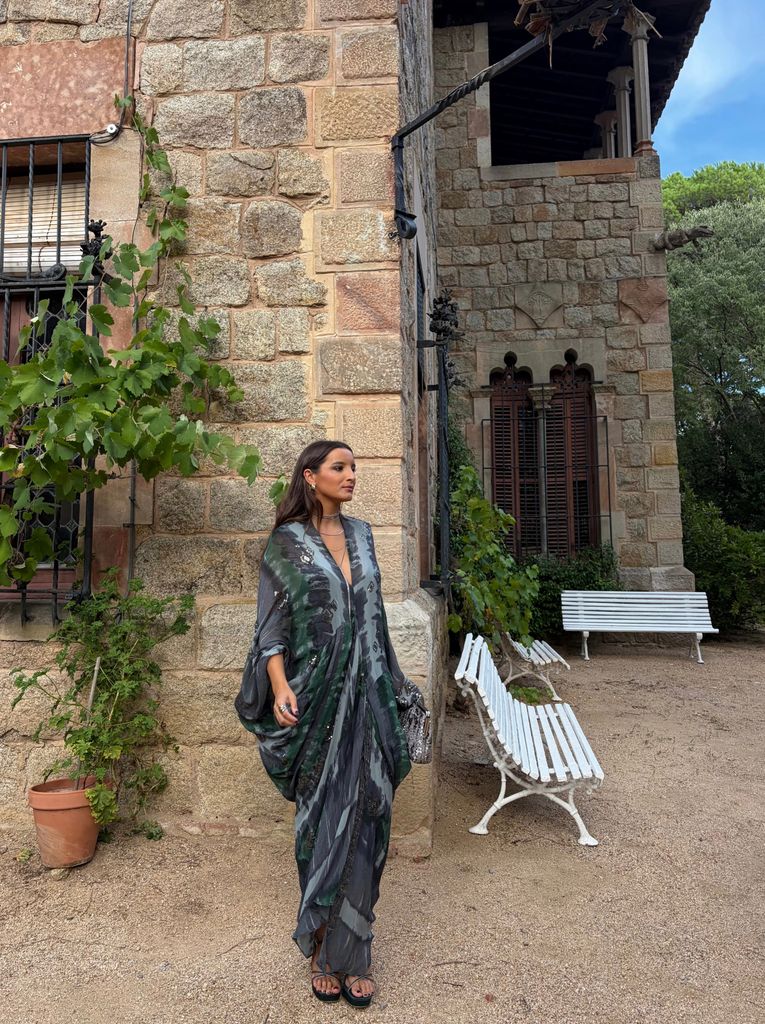María José Perdigon triunfa con un caftán relajado y fluido