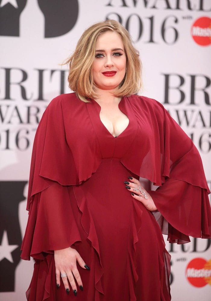 Así fue la primera vez que el hijo de Adele la vio sobre un escenario
