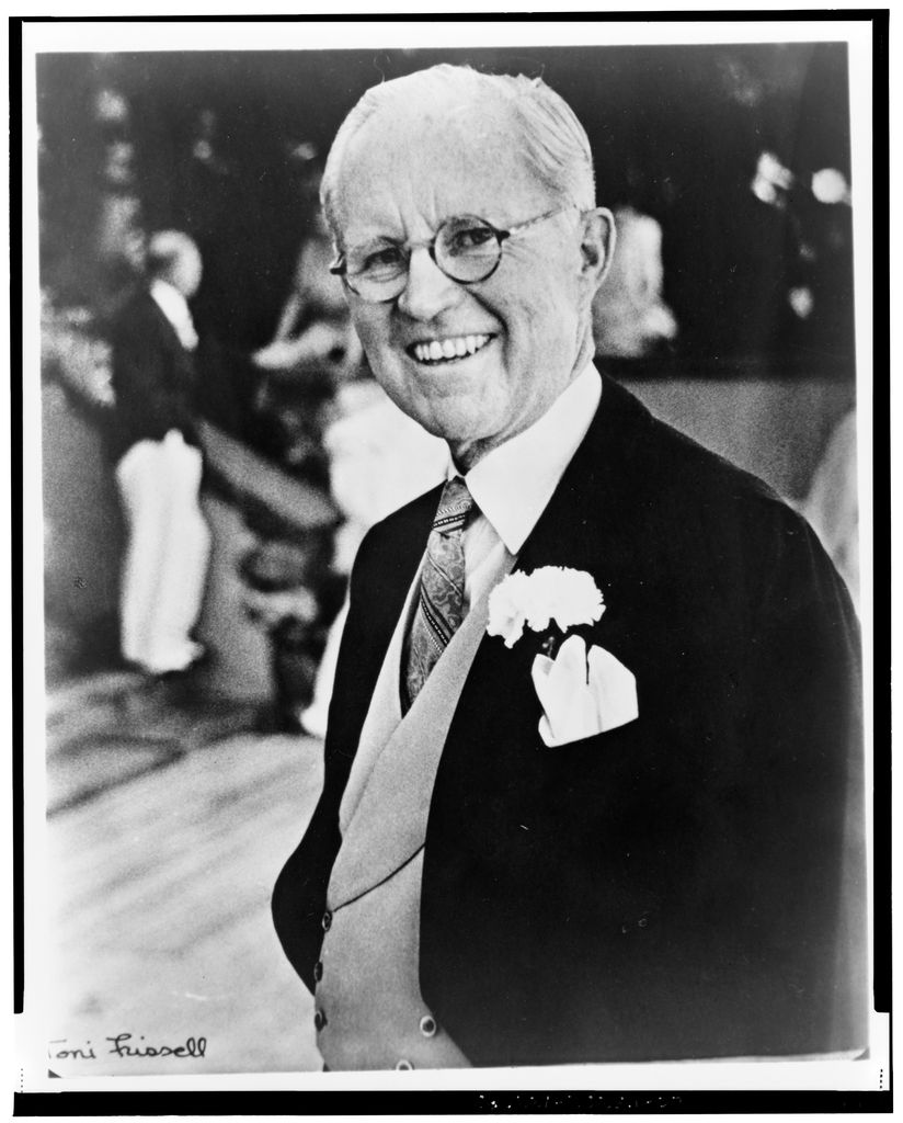 Joseph P Kennedy Sr. (1888 -1969) en Newport, Rhode Island, 1953