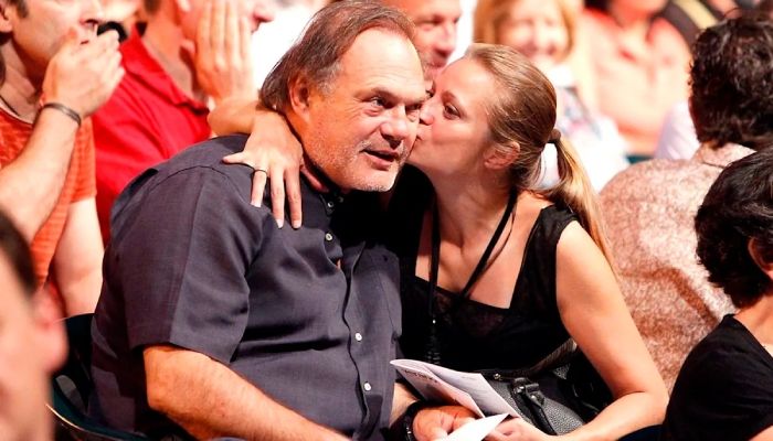Pedro Piqueras junto a su mujer