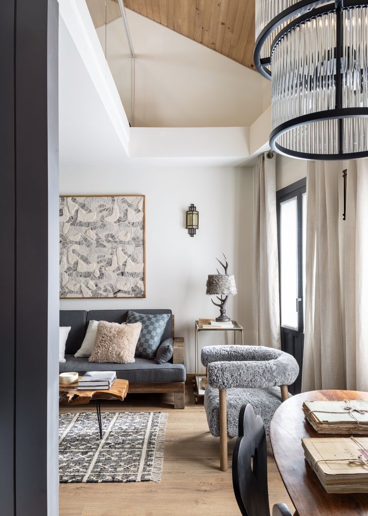 Salón con doble altura