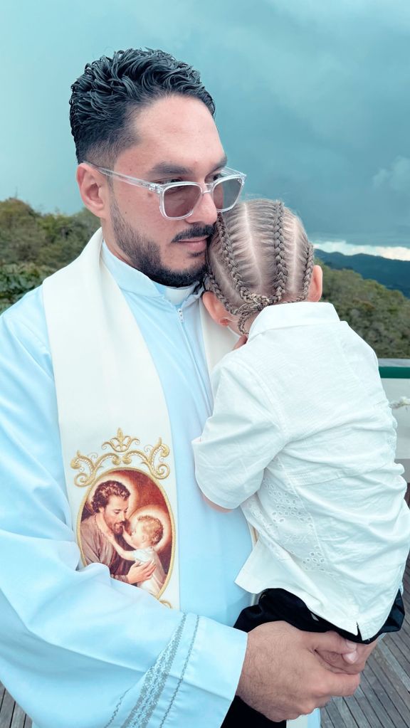 J Balvin y su hijo Río 