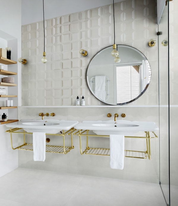 Cuarto de baño blanco