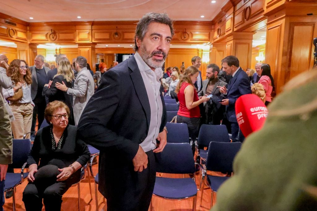 Juan del Val en la presentación de su nueva novela, Vera, una historia de amor. 4 de noviembre de 2025