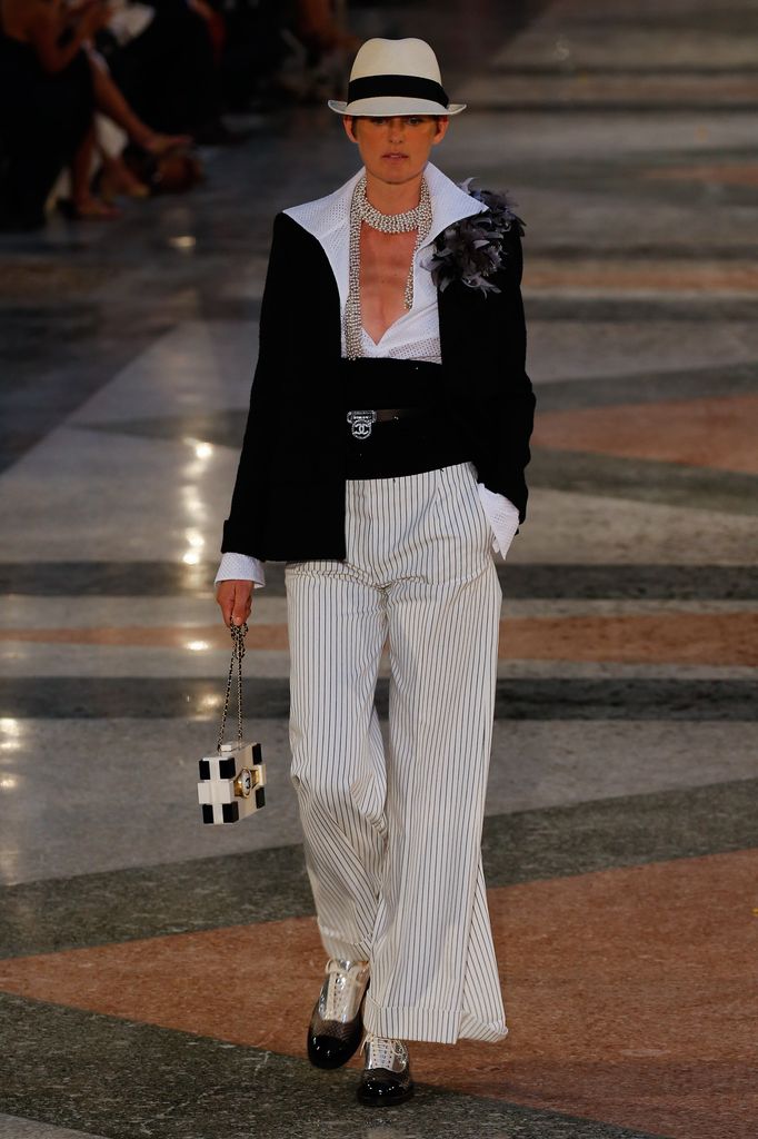 Pantalones de rayas, de Chanel (colección Crucero 2016/2017).