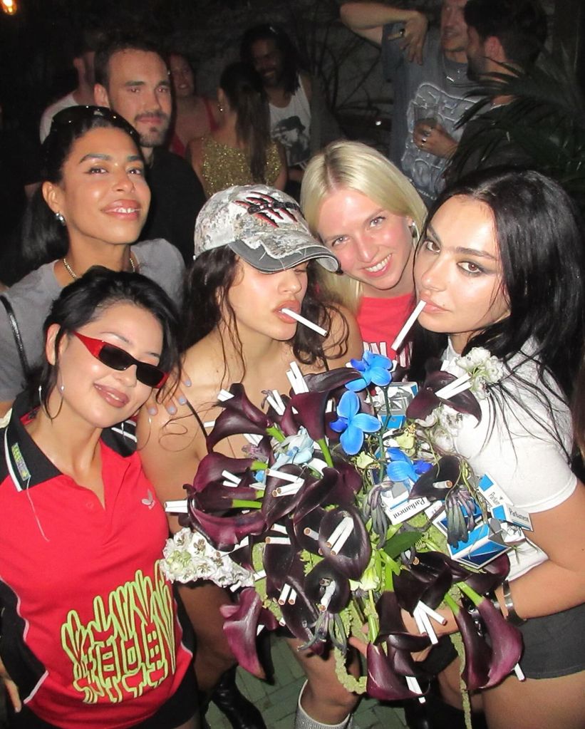 Fiesta de 32 cumpleaños de Charli XCX