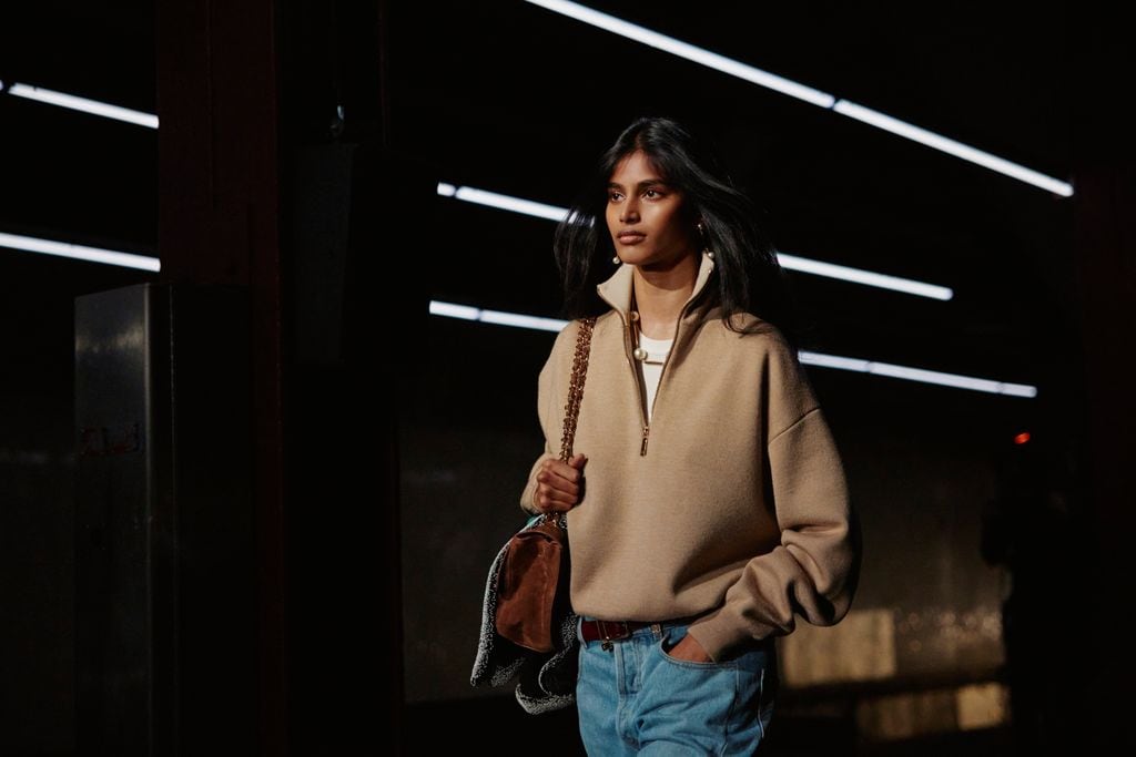 Chanel desfile Metiers D'art 2026 en el metro de Nueva York