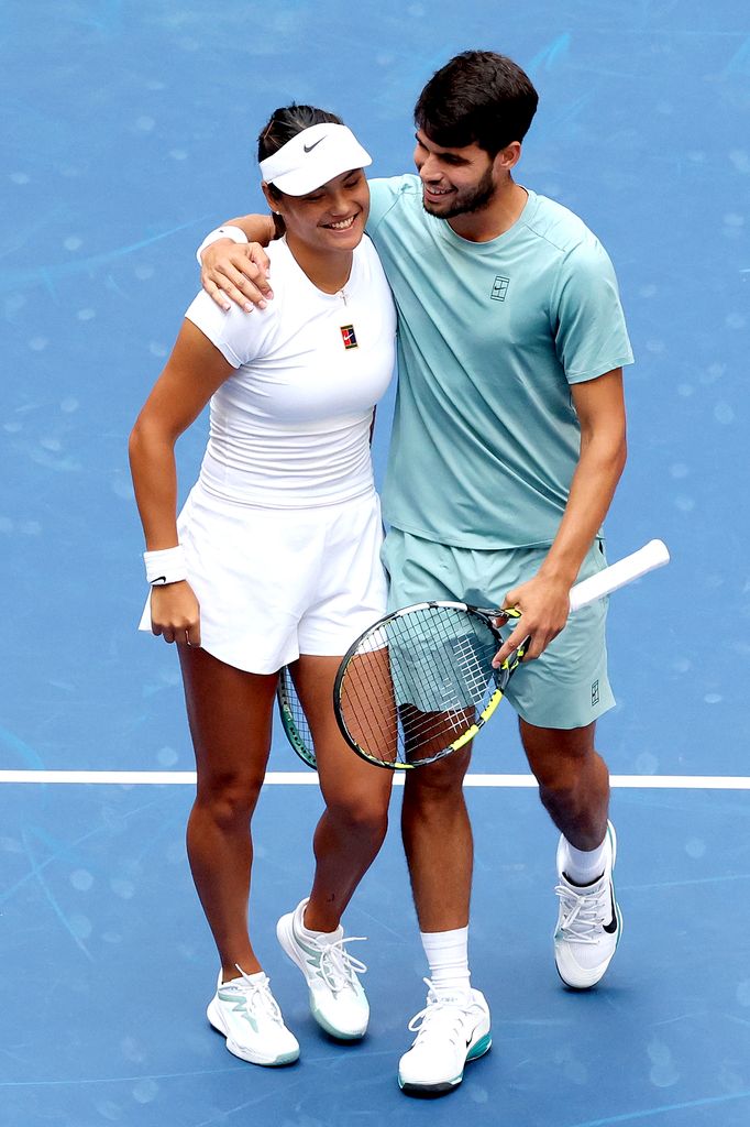 La complicidad y cercanía de Emma Raducanu y Carlos Alcaraz en el US OPEN 2025
