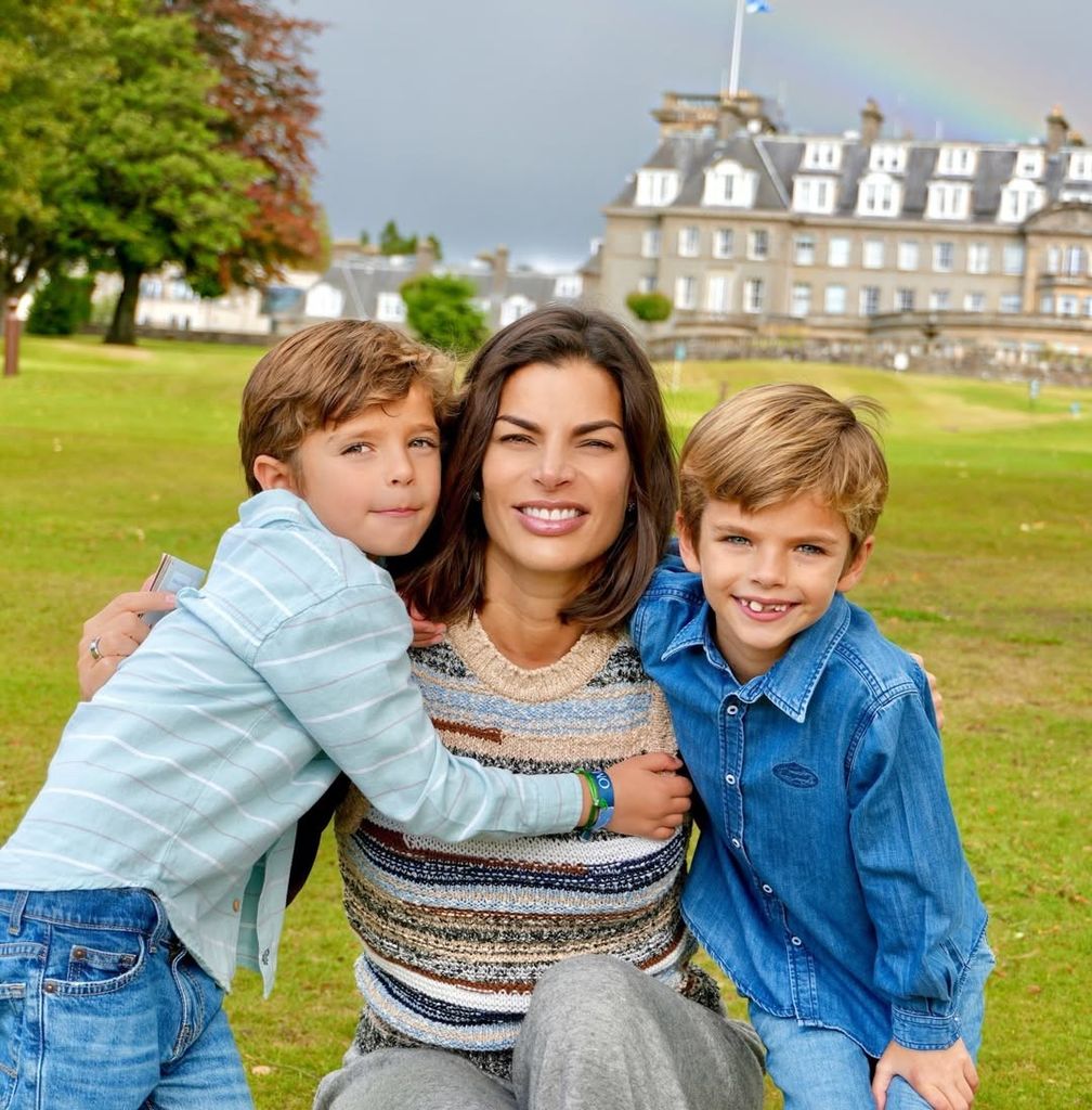 Bárbara Coppel juntos Bastien y Killian.