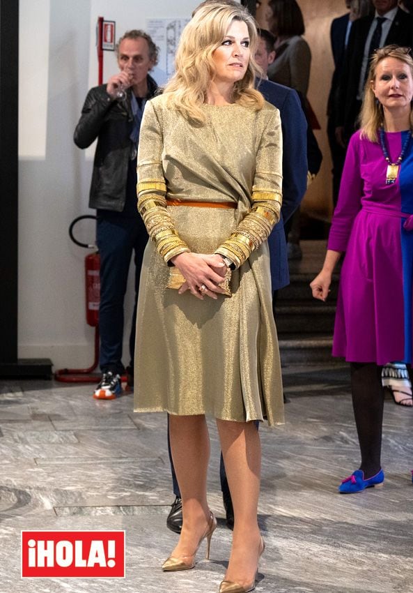 Máxima de Países Bajos vestido brazaletes