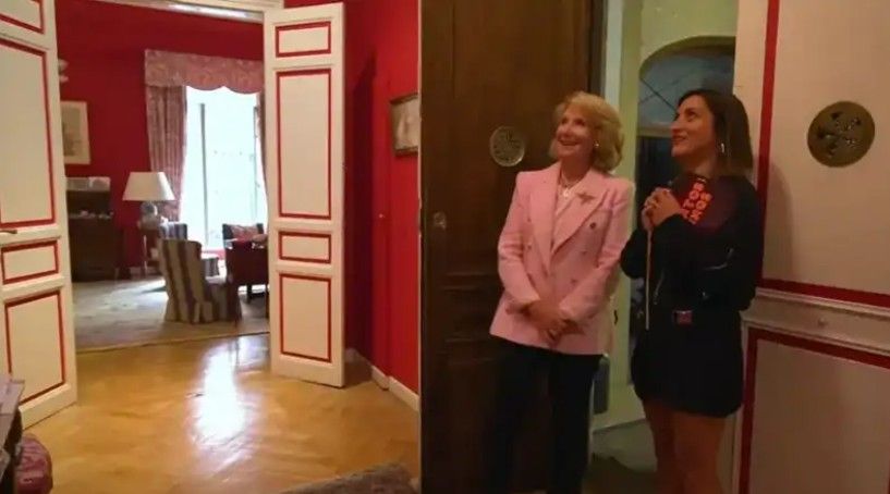 Esperanza Aguirre y Susi Caramelo en el Palacio de los Condes de Bornos