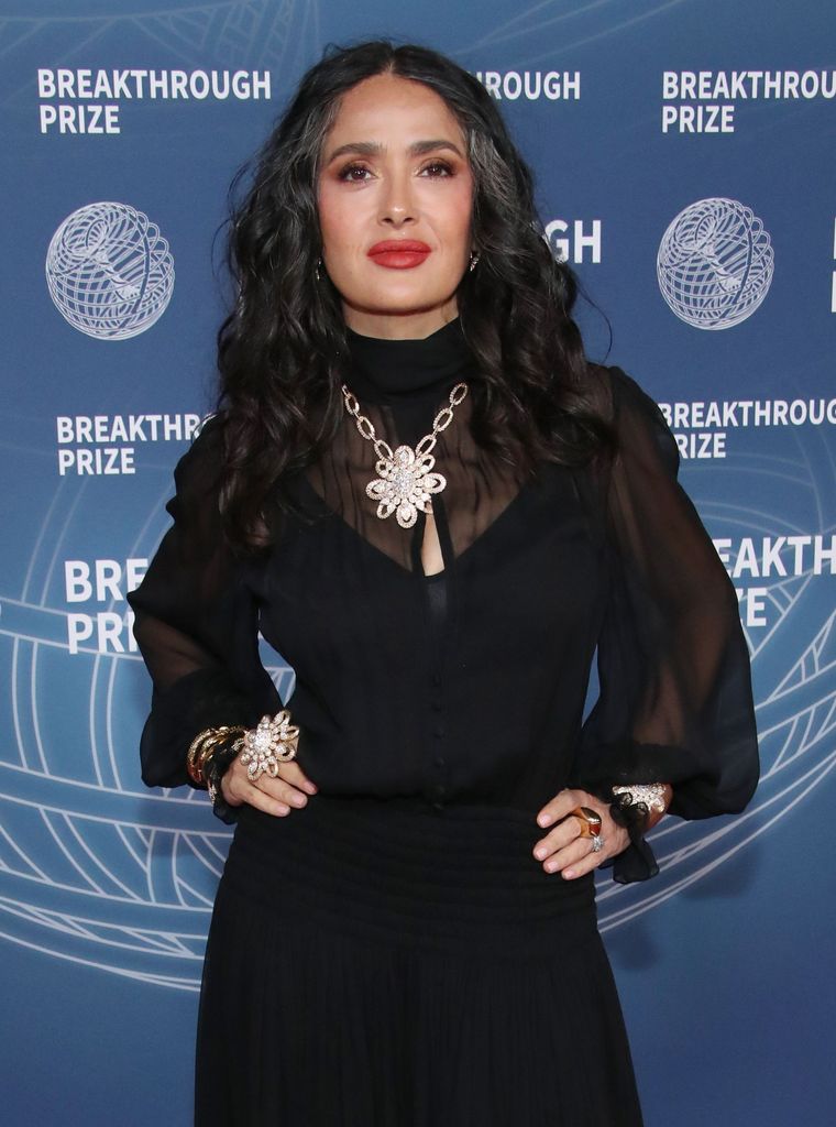 La actriz Salma Hayek en los 11th Breakthrough Prize Awards, en Los Angeles