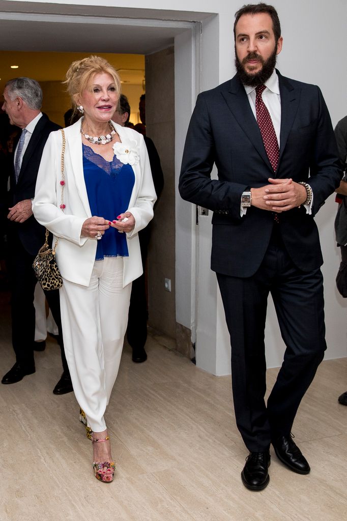Carmen Cervera y Borja Thyssen, durante la inauguración de una exposición en Madrid