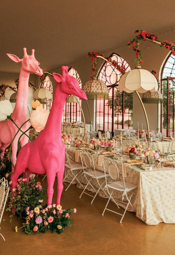 Tendencias bodas 2026 decoración wow jirafas