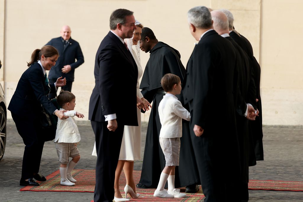 Los Grandes Duques de Luxemburgo con sus hijos en el Vaticano