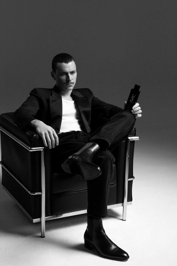 Aron Piper, embajador de YSL Beauty