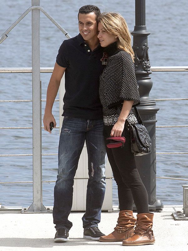 En Londres Pedro y Carolina podrán unirse al grupo de amigos de Cesc Fábregas y Daniella Semaan, que también se encuentran allí
