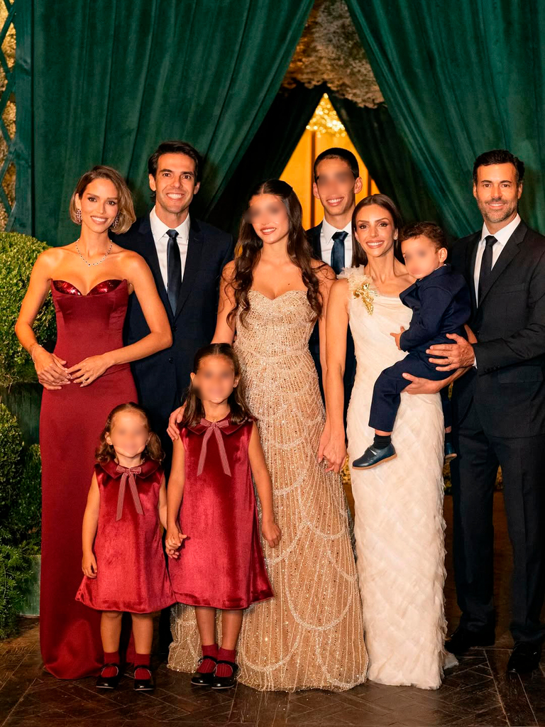 La familia Isabella al completo por su día 