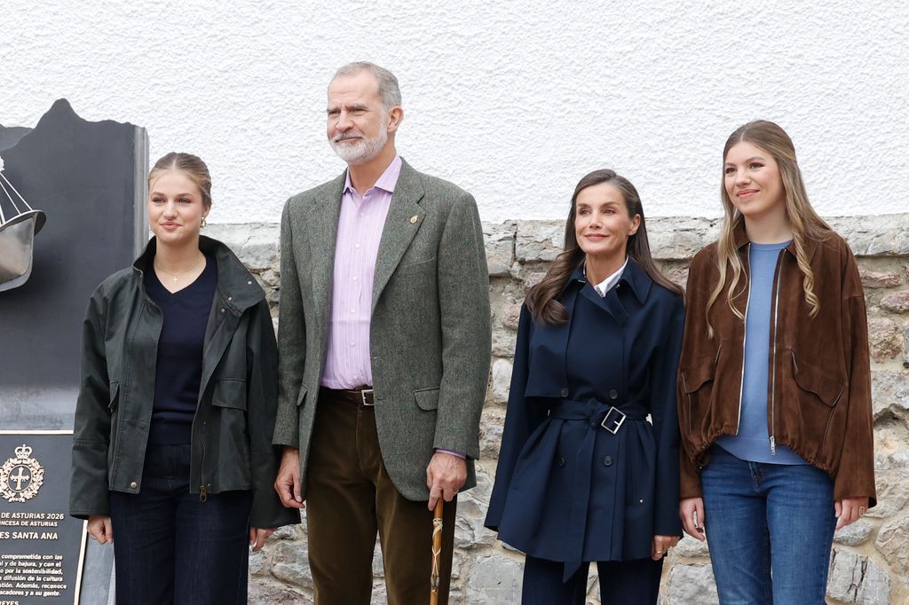 Los Reyes y sus hijas en Llanes, Pueblo Ejemplar 2026