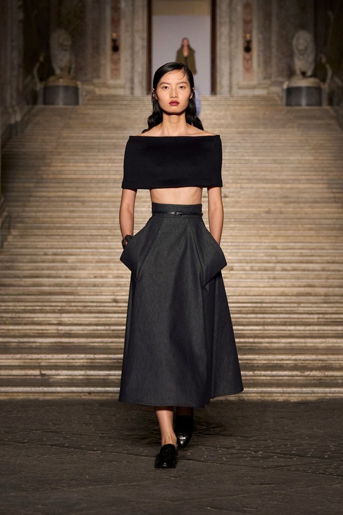 Max Mara: desfile de la colección Resort 2026 en Nápoles
