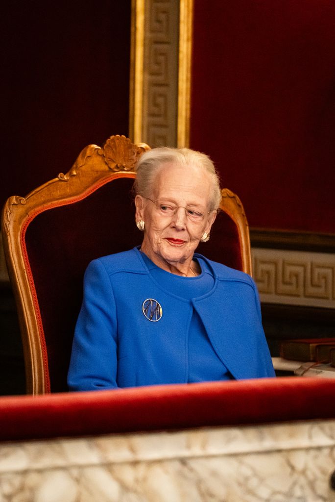 La reina Margarita ha reaparecido tras un mes convaleciente