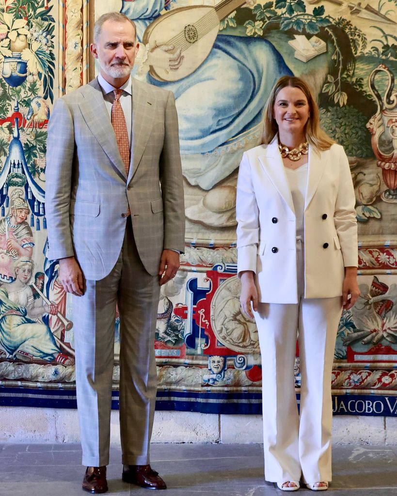 El Rey iniciaba las audiencias a los representantes de las instituciones baleares en el Palacio Real de La Almudaina (Palma) con la presidenta de las Illes Balears, Margalida Prohens Rigo.