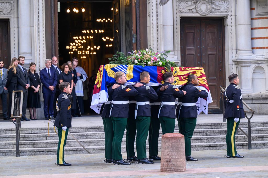 Vigilia previa al funeral de la duquesa de Kent, en la catedral de Westminster