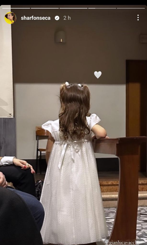 sharon fonseca y gianluca vacchi celebran el bautizo de blu