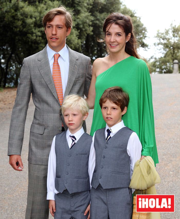 Luis de Luxemburgo con Tessy y sus hijos