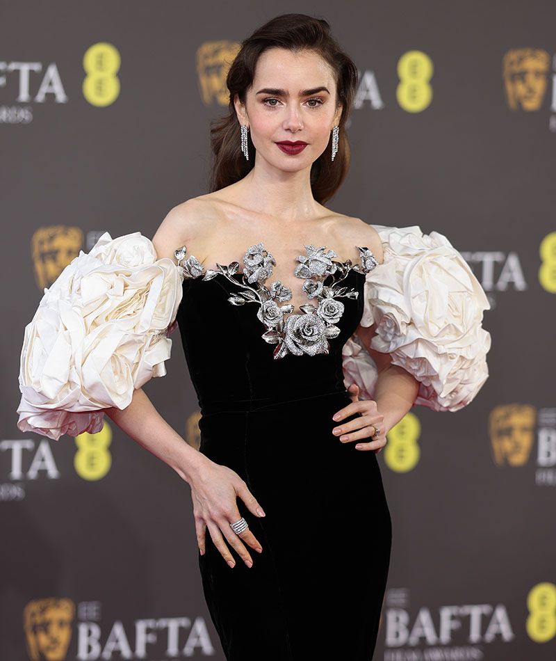 Lily Collins en los BAFTA 2024