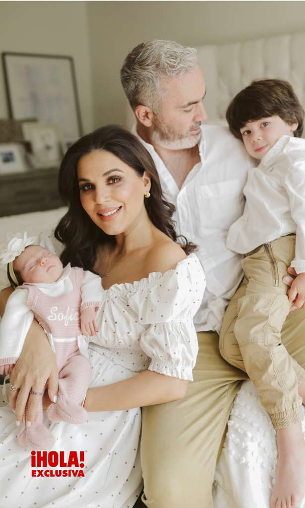 Aylen del Toro con su esposo Sebastian Jaume y sus hijos, Bastian y Sofía.