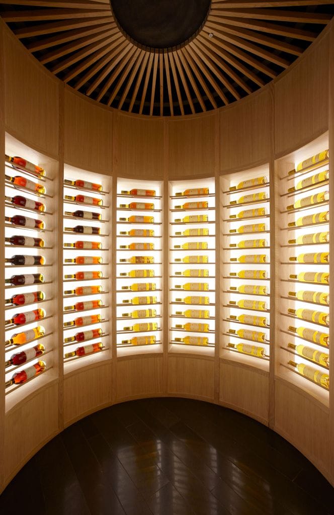 Bodega del restaurante Atrio