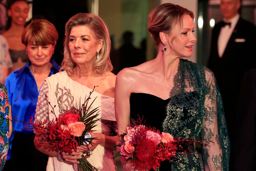Carolina de Mónaco junto a la princesa Charlene  