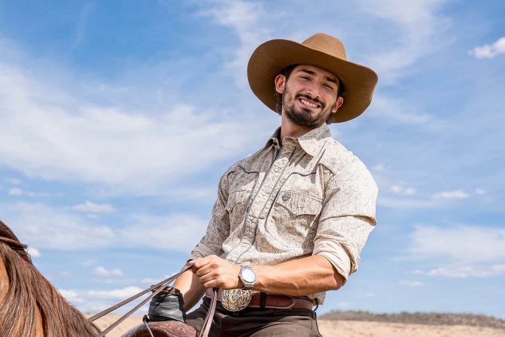 Emilio Osorio interpreta a Lalo, el menor de los hermanos Coraje.