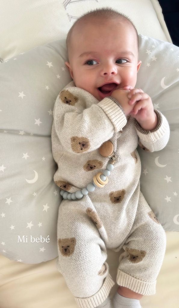 Ximena compartió esta tierna imagen de Santiago.