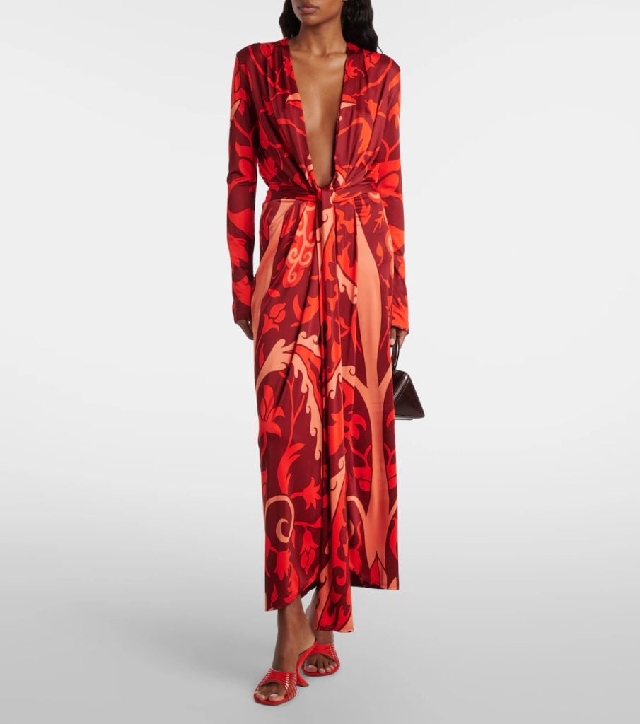 Vestido con estampado tropical de Johanna Ortiz.