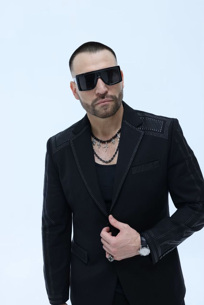 Rafael Amaya.