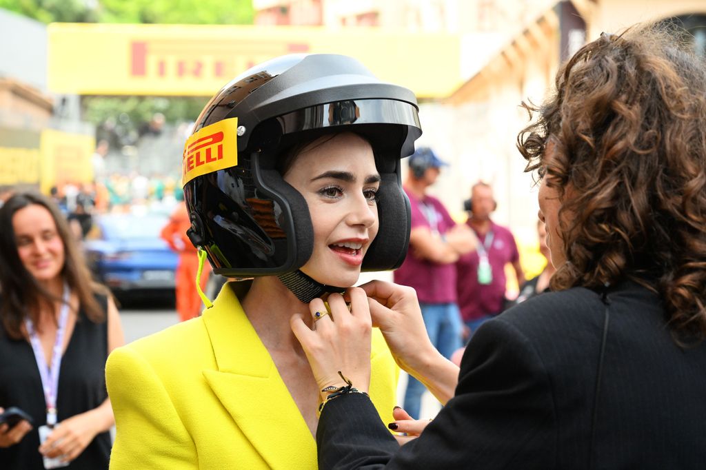 Lily Collins habría disfrutado de un paseo por el circuito.