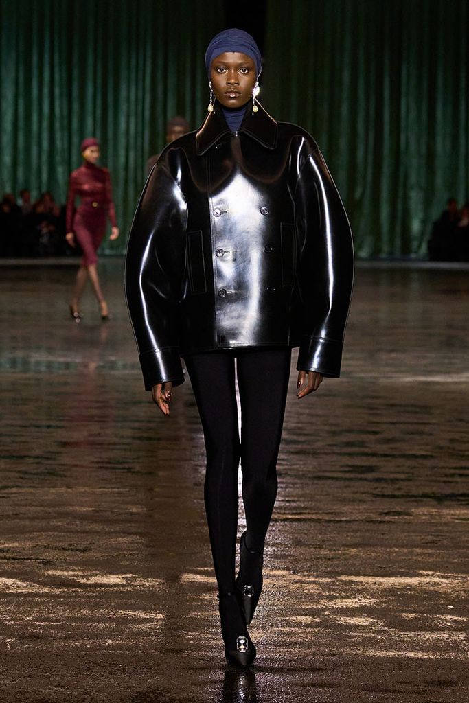 yves saint laurent desfile otono invierno 2024014a