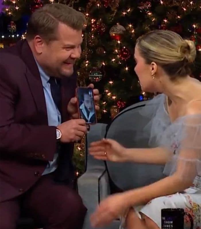 Haley Lu Richardson y James Coden en 'Late Late Show'
