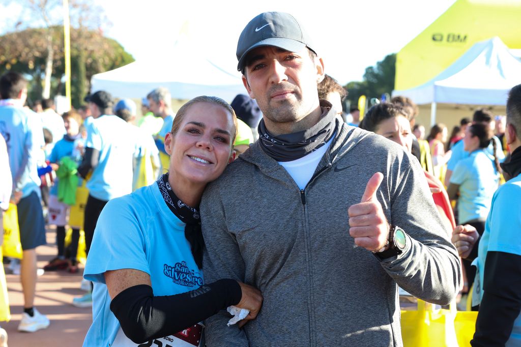 Amelia Bono y su novio en la San Silvestre de Las Rozas