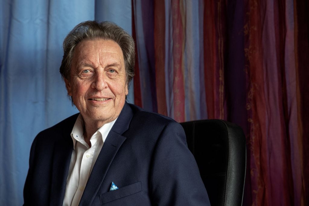 Errol Musk, padre del magnate tecnológico, posando para un retrato en su casa de Sudáfrica