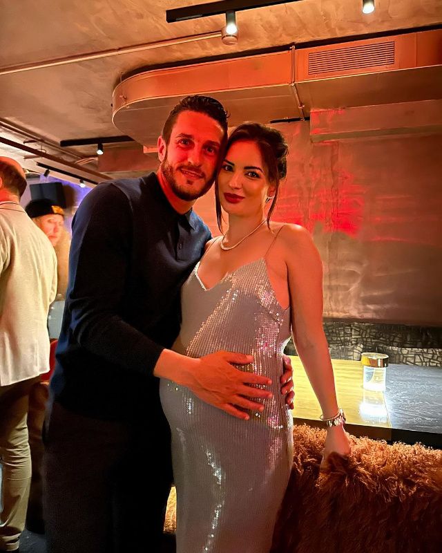 Beatriz Espejel y Koke Resurrección