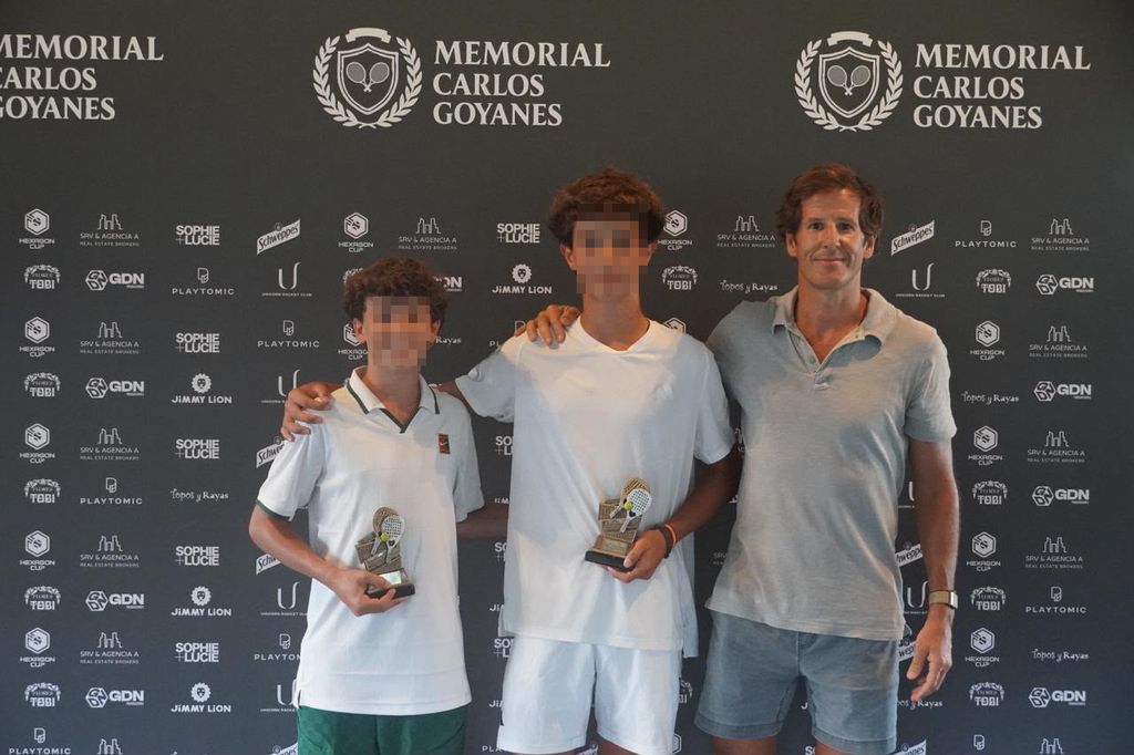 Jorge Benguria, marido de Carla Goyanes, ha acompañado a su mujer en la celebración del torneo