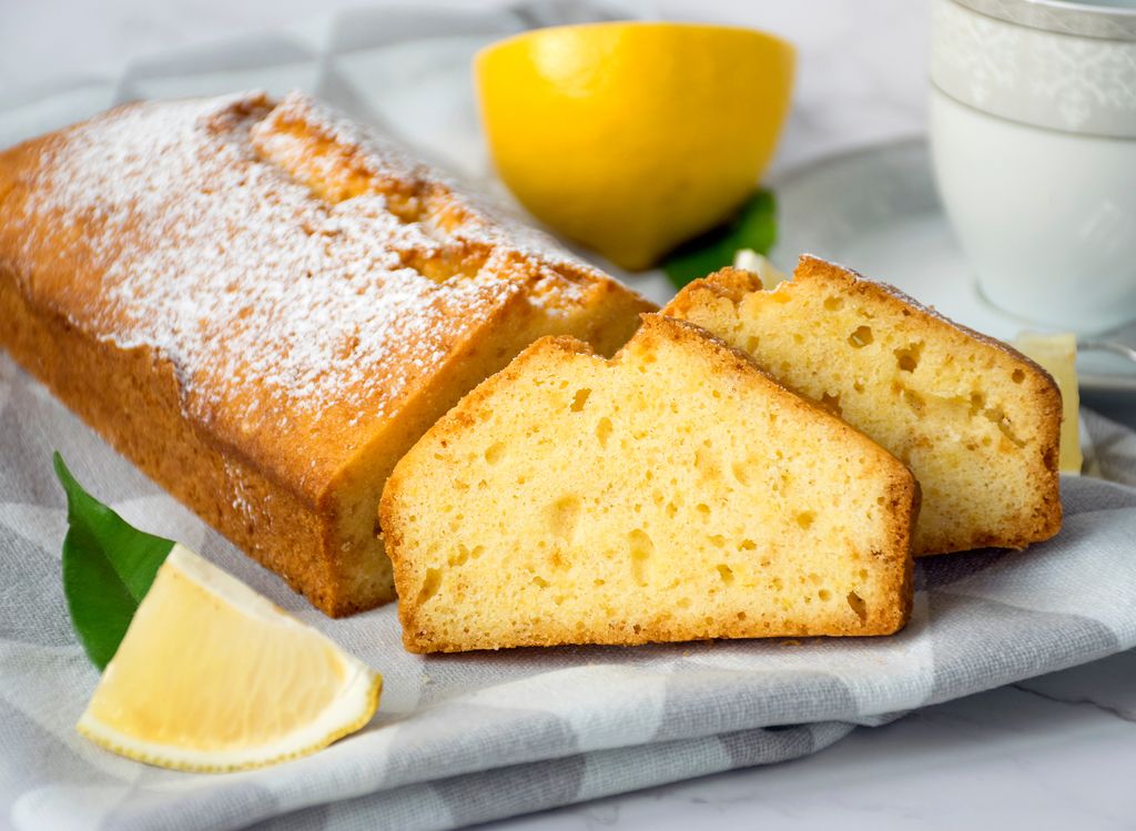 Bizcocho de limón, un clásico de la repostería. 