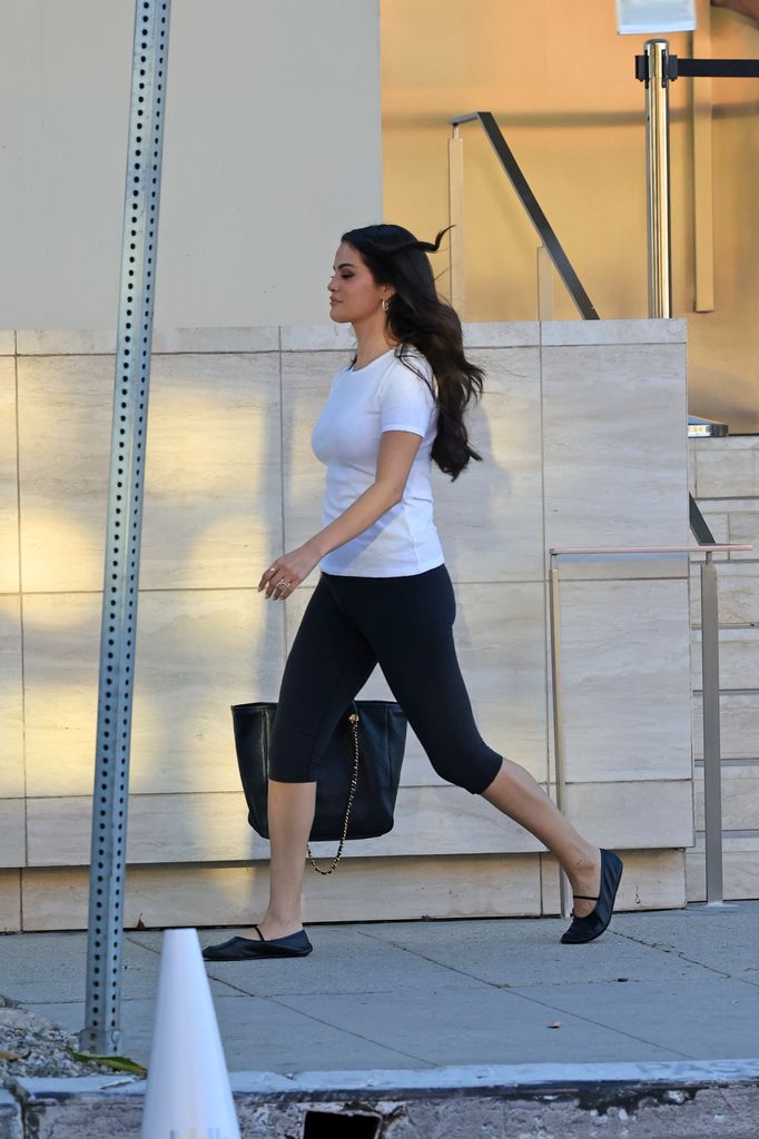 Selena Gomez ha dejado claro que los 'leggings' capri llegaron para quedarse.