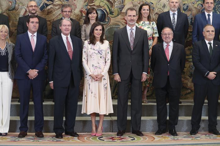 De la educación a la lucha contra el cáncer: la apretada agenda de los Reyes antes de las vacaciones