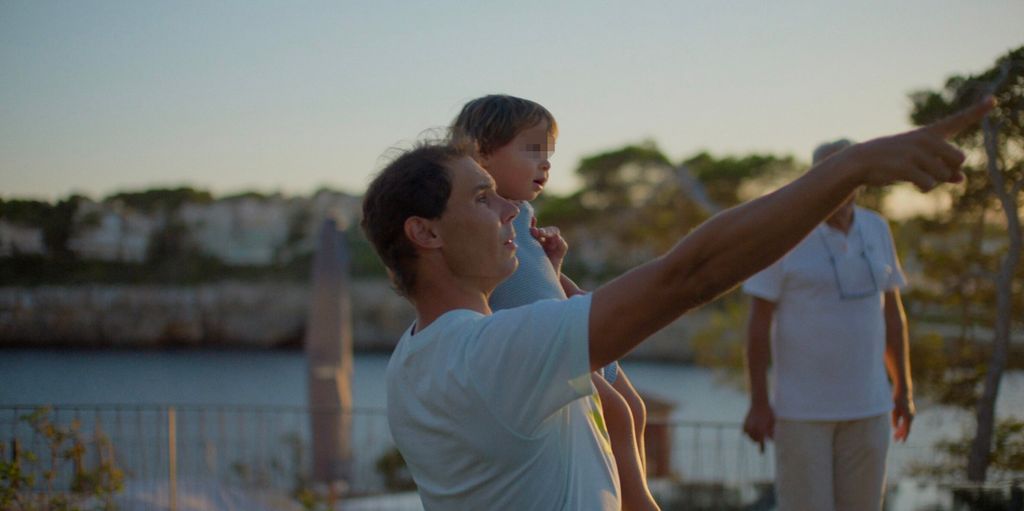 Rafa Nadal con su primogénito, que ya ha cumplido tres años