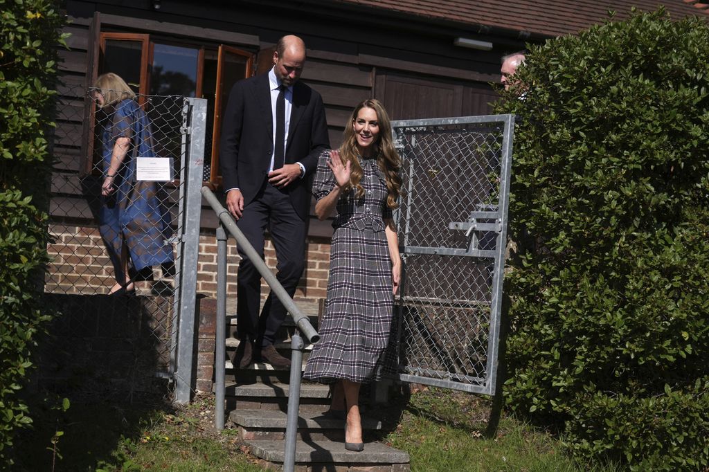 Kate Middleton, princesa de Gales y el príncipe Guillermo en una visita al National Federation of Women's Institute 2025
