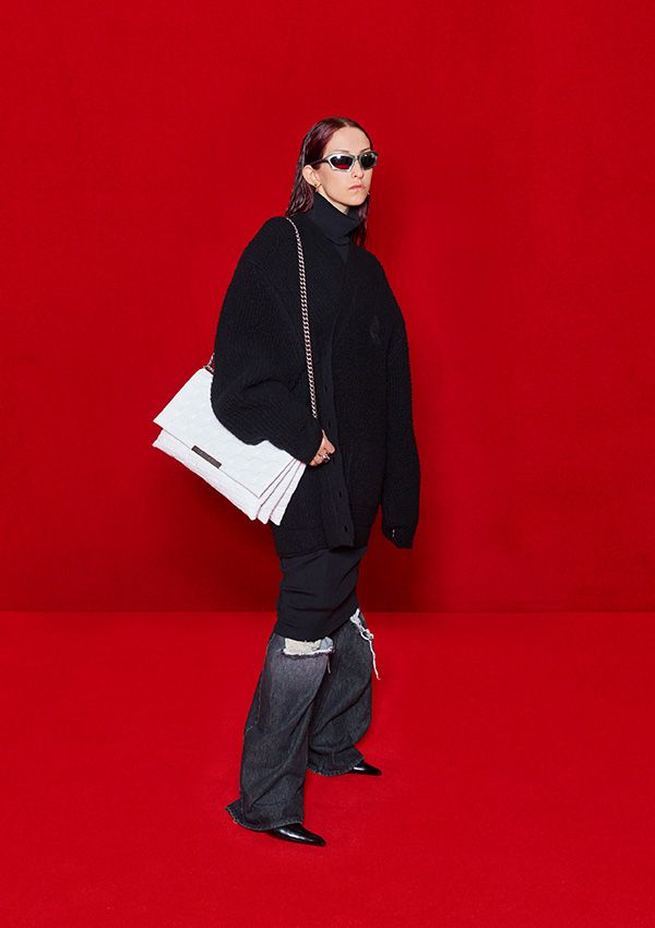 Desfile primavera-verano 2022 Balenciaga cybercore